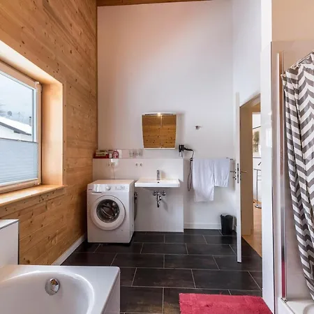 Ferienhaus Daisenberger * اوبرامرغو